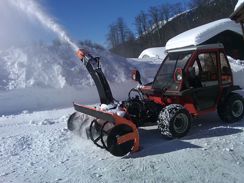 Hydromann Schneefrse an Metrac H7
