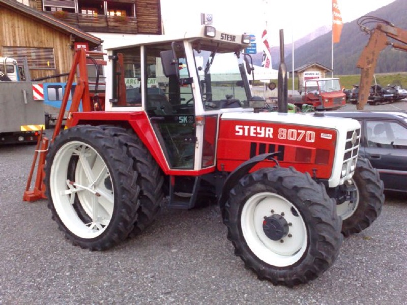 Steyr 8070