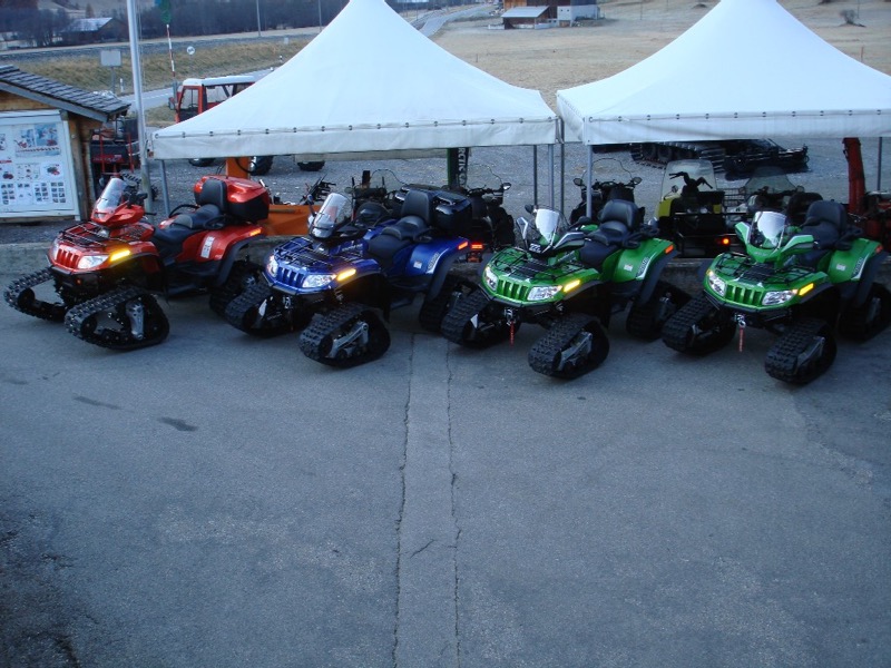 Ablieferung von vier ATV auf Bettmeralp